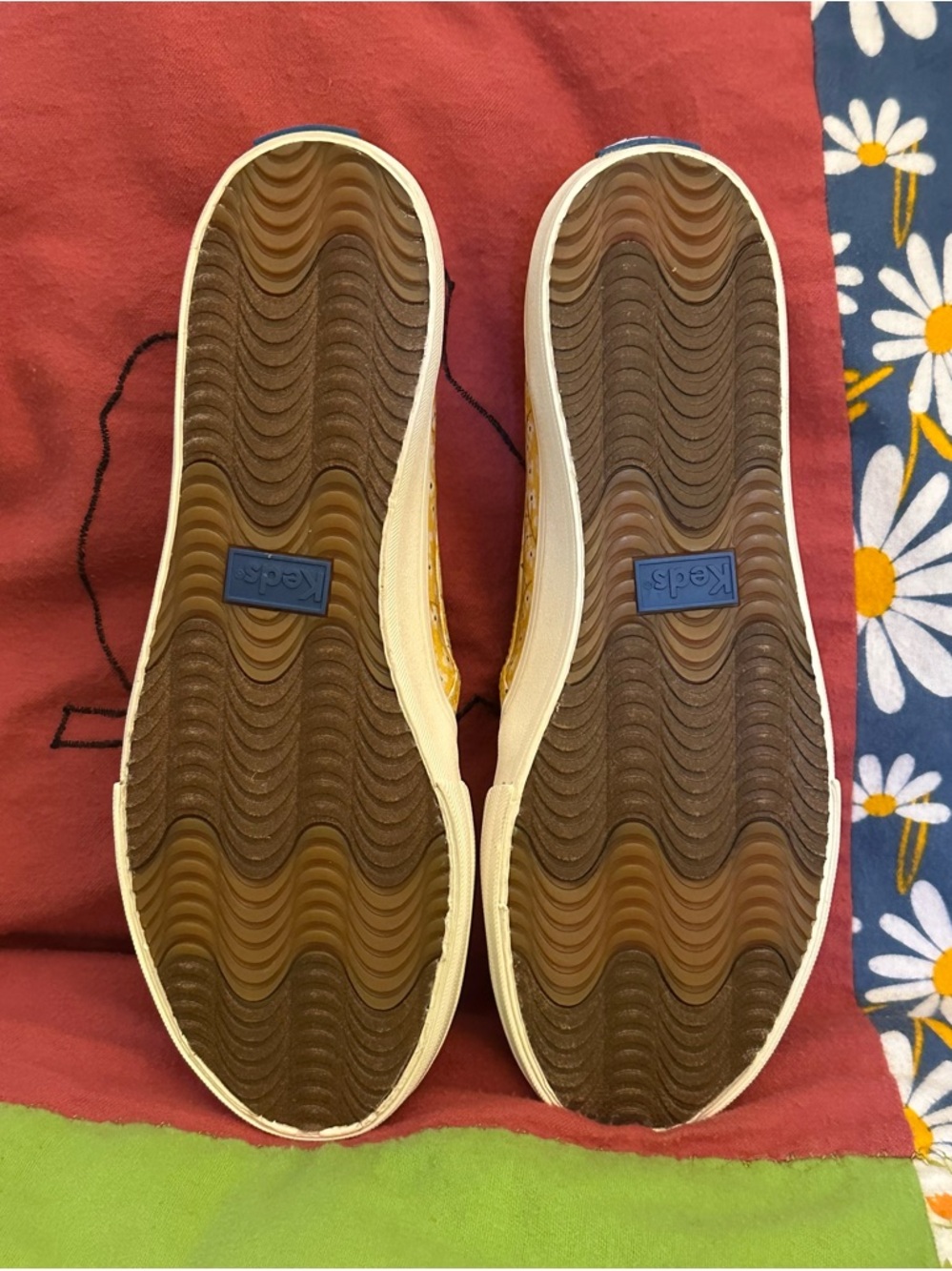 Keds Slip-On Sneakers Size 7 Yellow Floral Canvas Casual Shoes NWOT - Picture 4 of 8